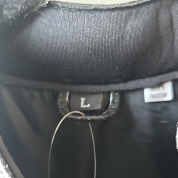 NWT Men's Black Motorcycle Leather Vest - Picture 6 of 6